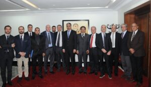 Pierluigi Piselli, Riccardo Piselli, Mauro Miccio, Aziz Rabbah insieme ai rappresentanti di Maltauro, Salcef e Aiscat Servizi